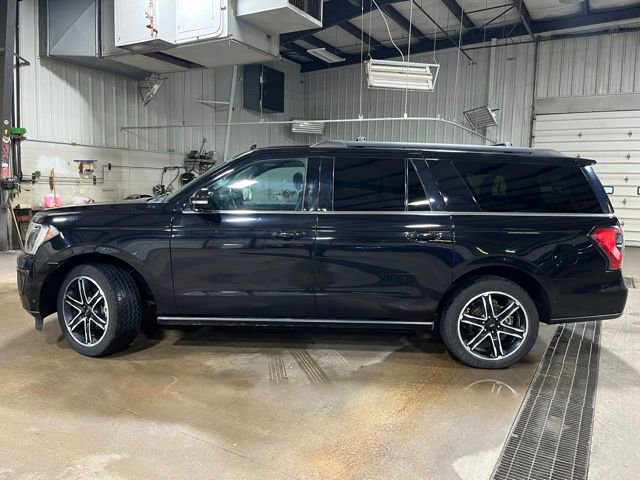 Used 2019 Ford Expedition Max Limited w/ Equipment Group 303A AWD/4WD image 2