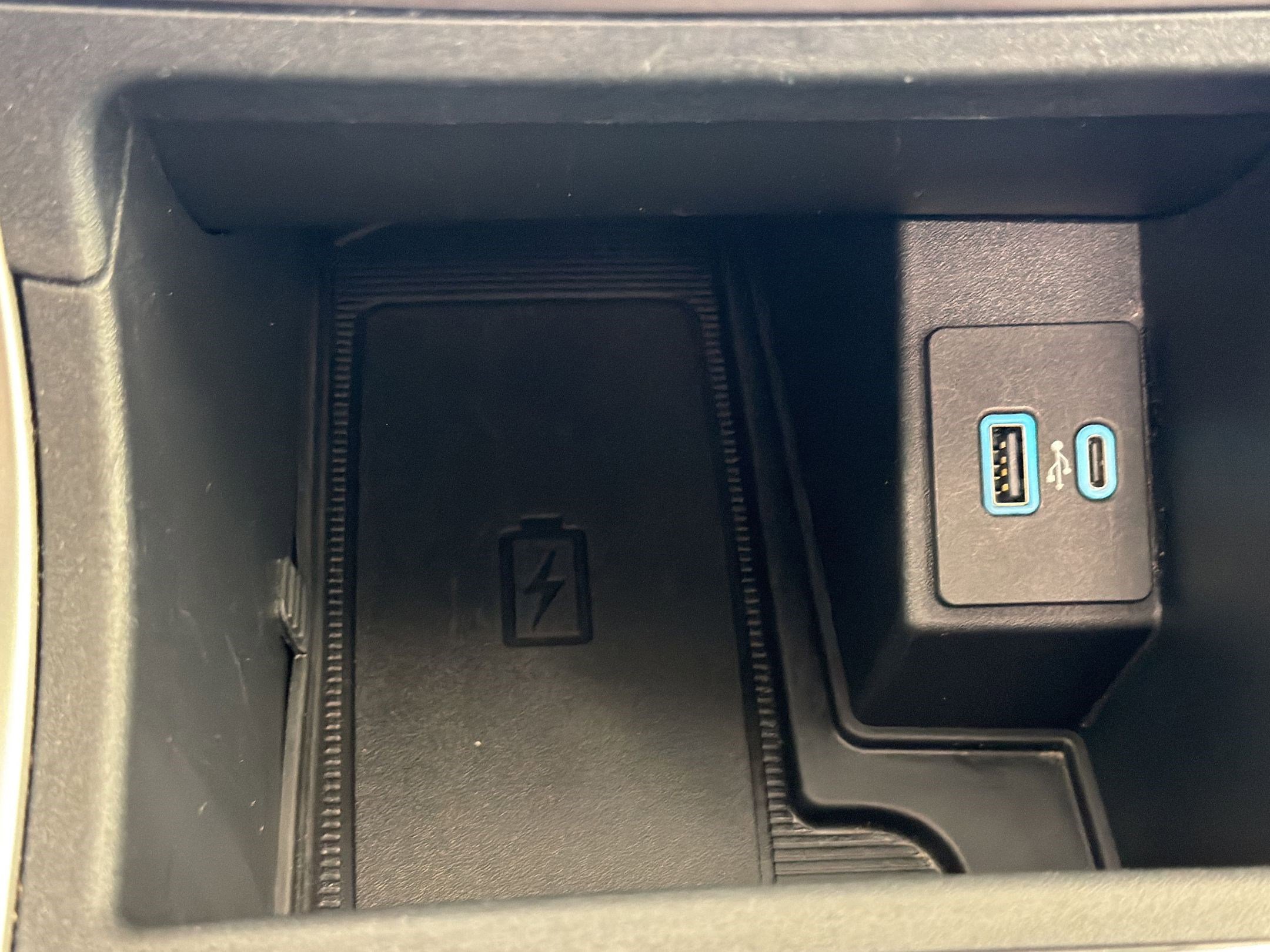 Used 2021 Ford Edge SEL w/ Convenience Package image 31