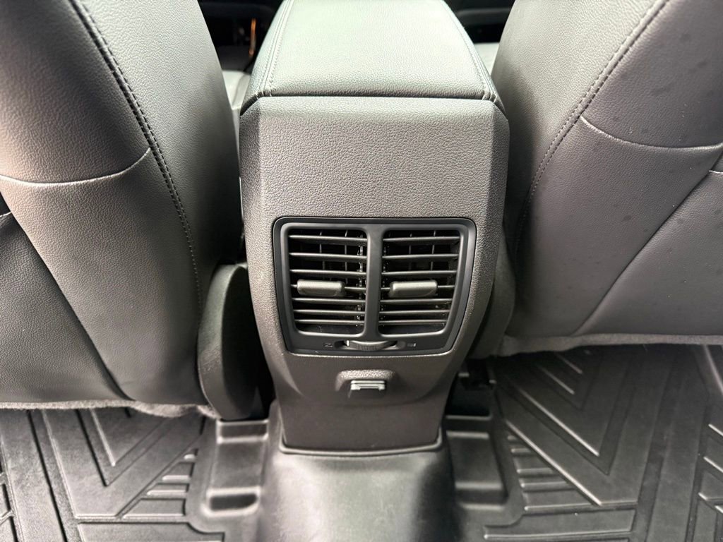Used 2018 Ford Escape SEL AWD/4WD image 22