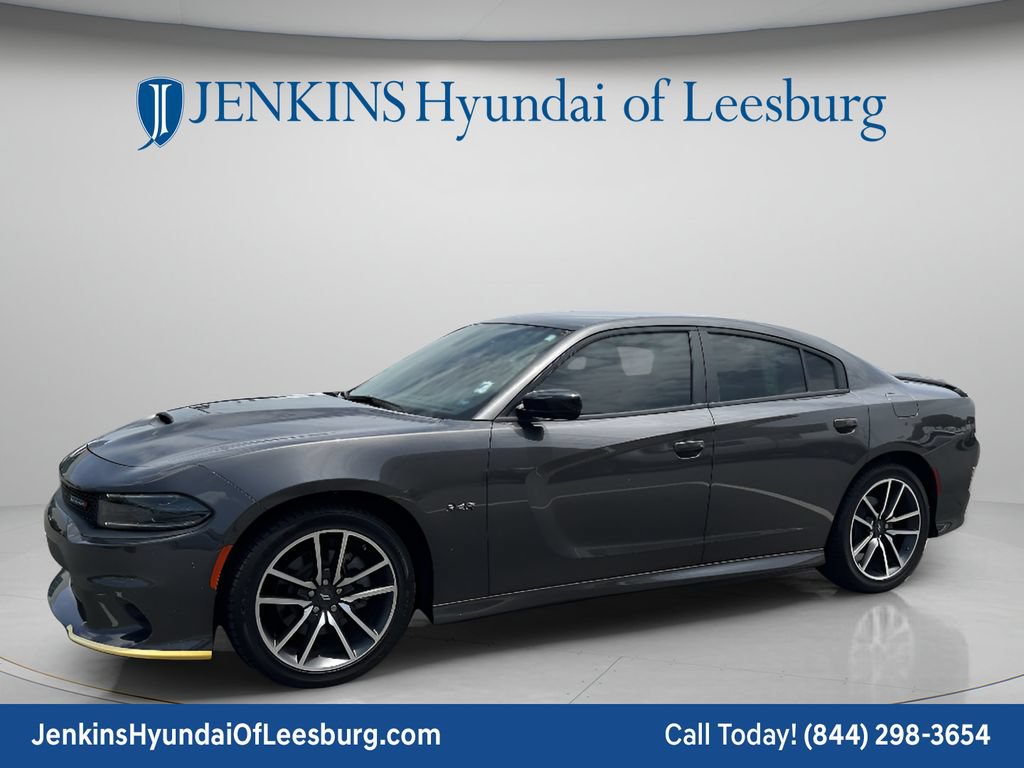 Used 2023 Dodge Charger R/T w/ Plus Group RWD image 11