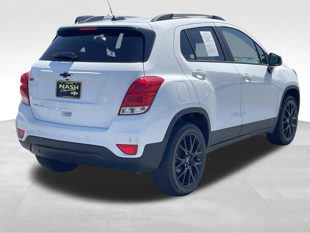 Used 2022 Chevrolet Trax LT w/ Driver Confidence Package AWD/4WD image 3