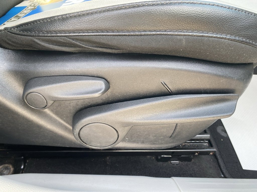 Used 2017 Jeep Compass Latitude image 13