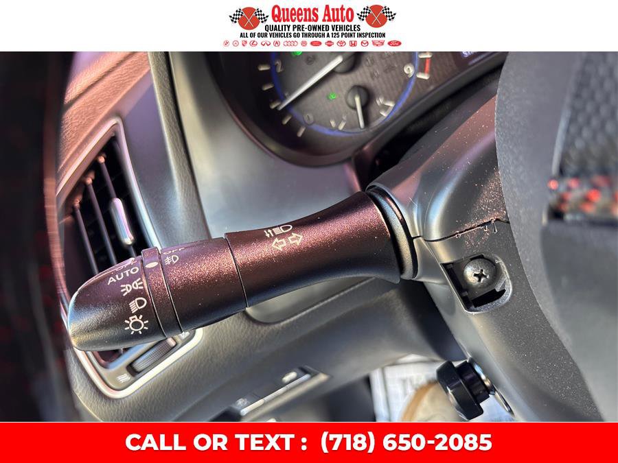 Used 2018 INFINITI Q60 Red Sport 400 AWD/4WD image 22