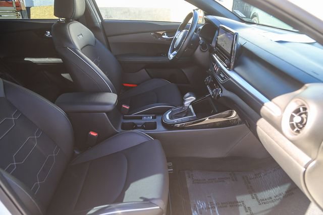Certified 2022 Kia Forte GT-Line w/ GT-Line Technology Package image 17