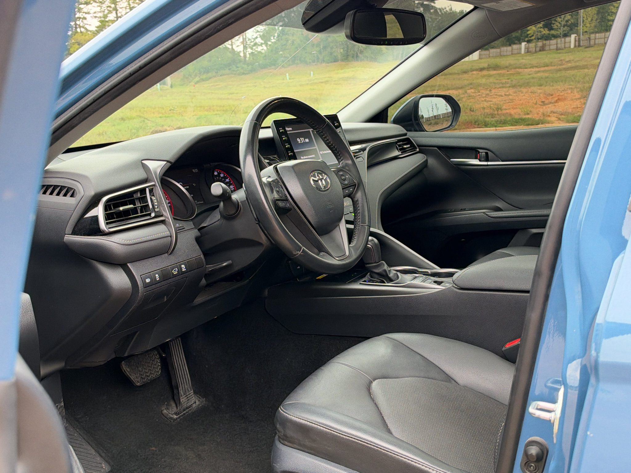 Used 2024 Toyota Camry XSE FWD image 11