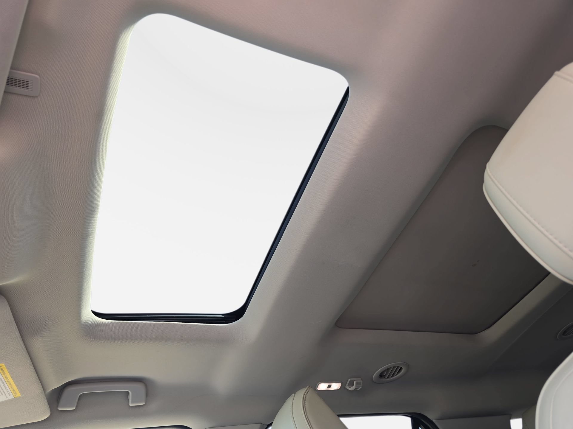 Used 2018 Ford Explorer Platinum AWD/4WD image 29