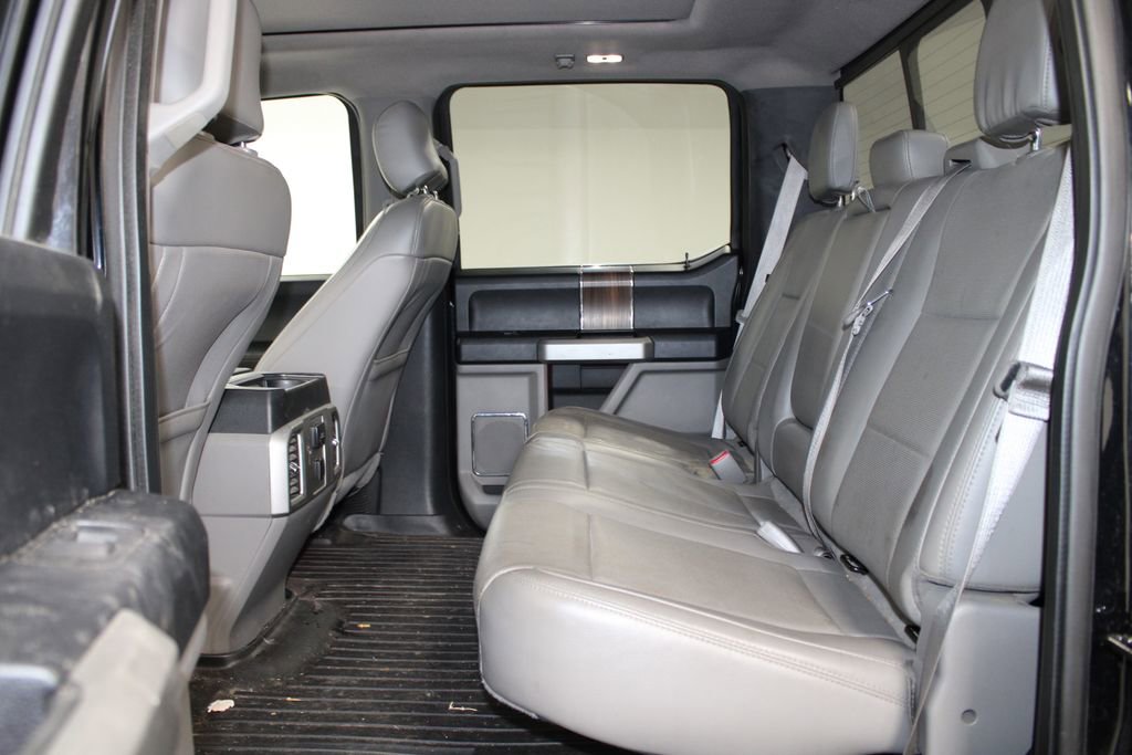 Used 2016 Ford F150 Lariat image 19