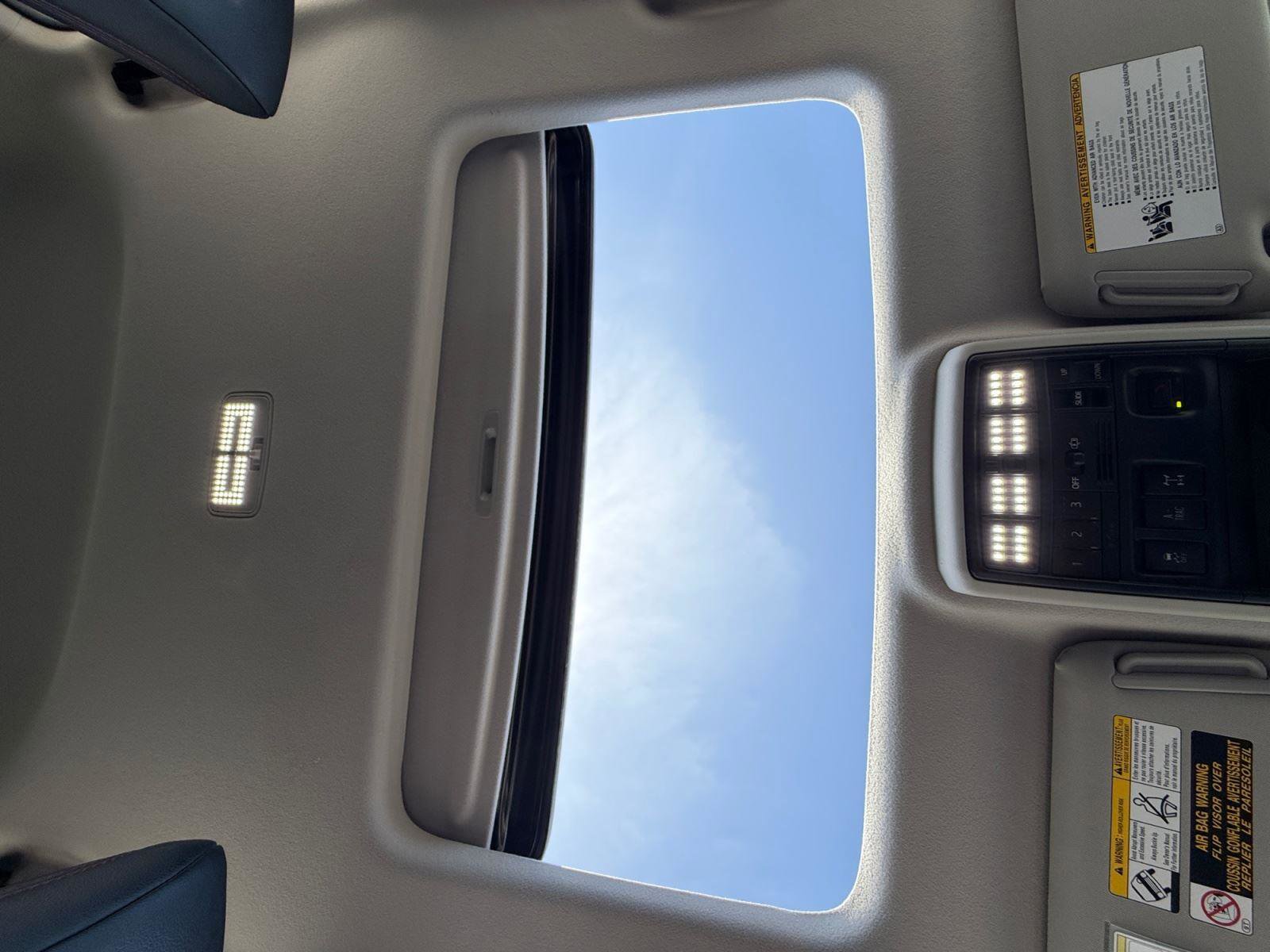 Used 2024 Toyota 4Runner TRD Off-Road Premium w/ Off Road Premium Plus Package image 14