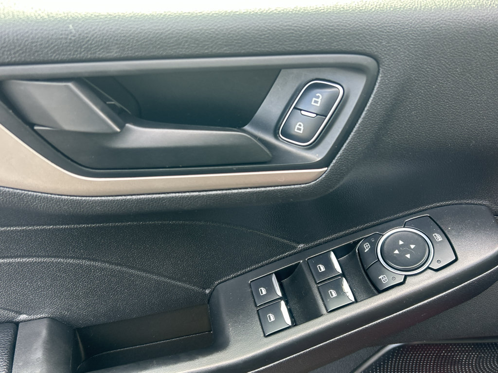Used 2022 Ford Escape SE w/ SE Sport Appearance Package AWD/4WD image 15