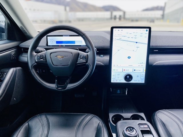 Used 2023 Ford Mustang Mach-E Premium image 12