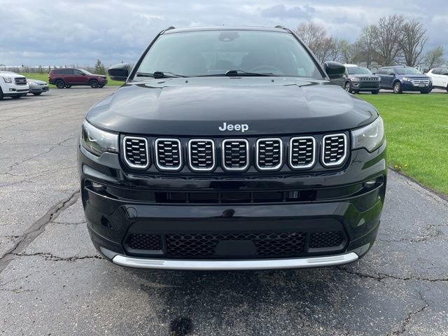 Used 2024 Jeep Compass Limited w/ Elite Group image 6