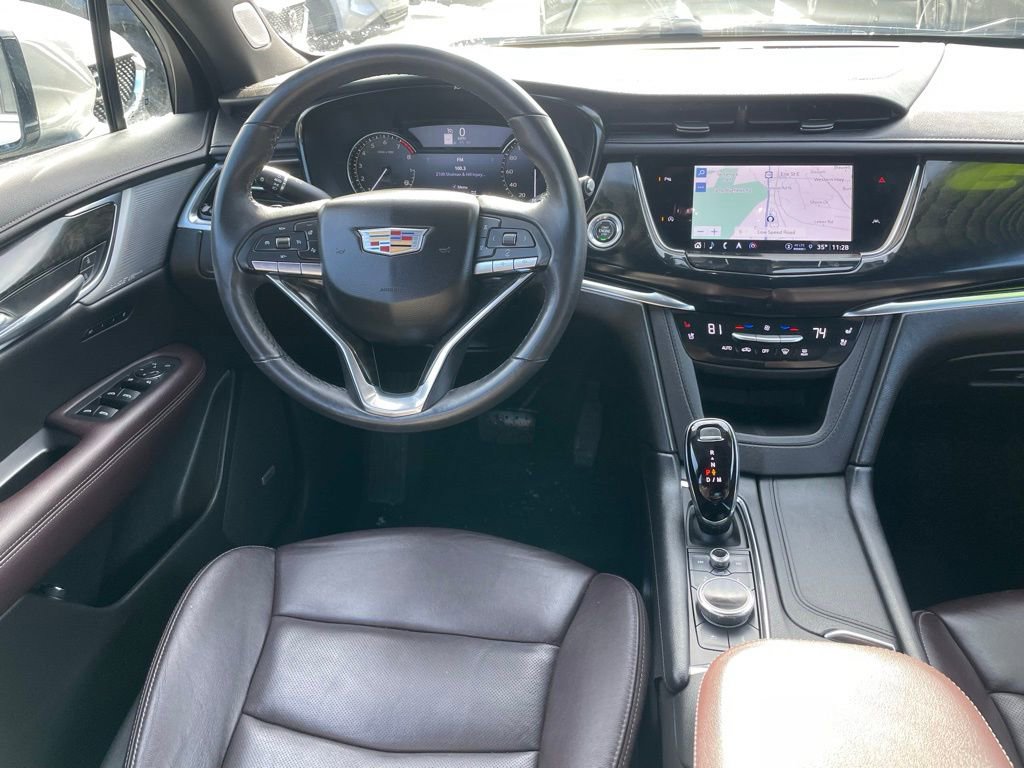 Used 2023 Cadillac XT6 Premium Luxury AWD/4WD image 9