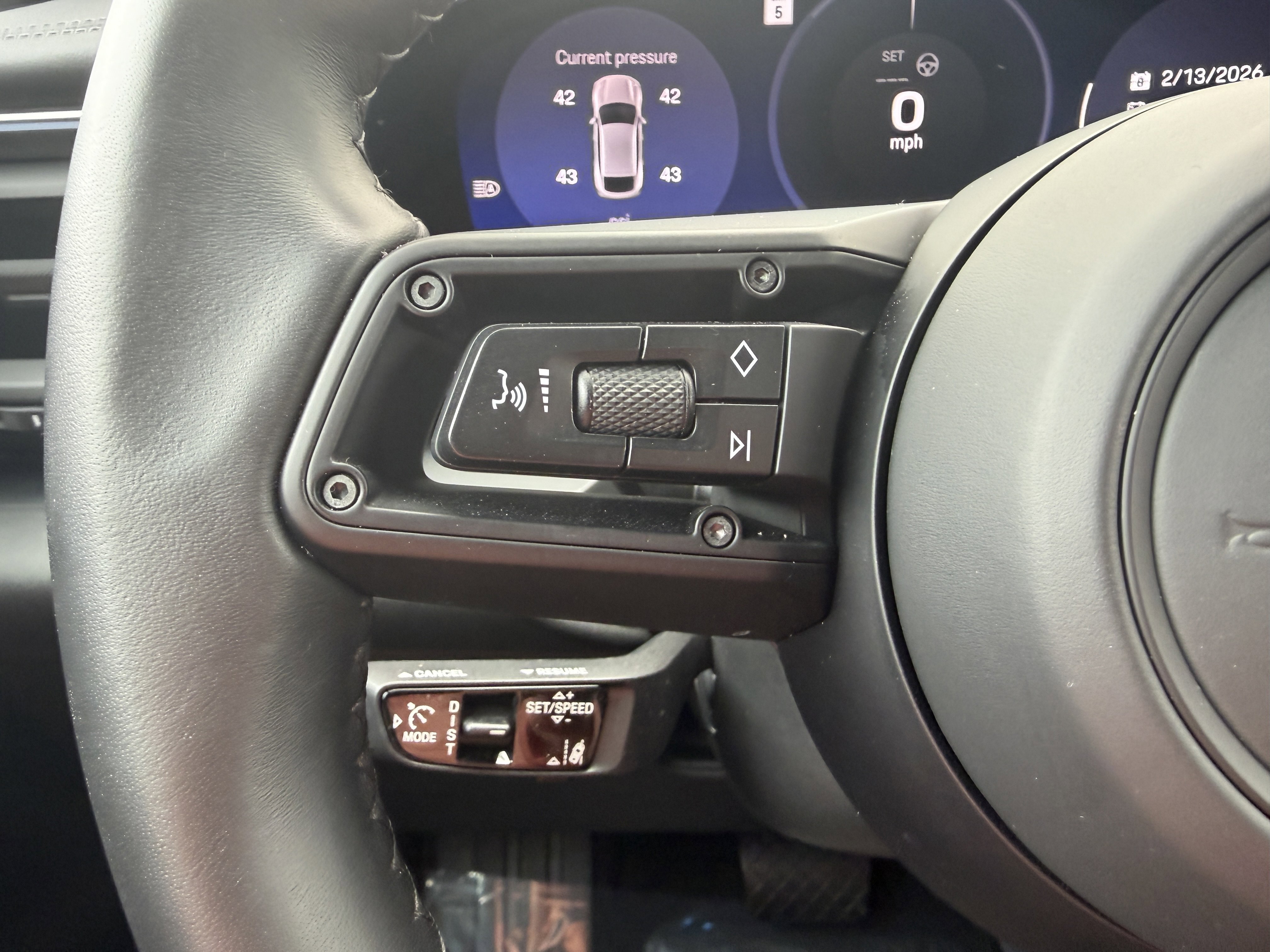 Used 2024 Porsche Macan 4 Electric image 35