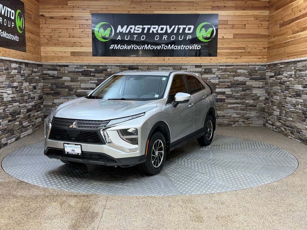 Used 2022 Mitsubishi Eclipse Cross ES image 4