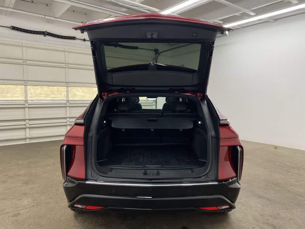 Certified 2024 Cadillac Lyriq Luxury w/ LPO, Floor Liner Package AWD/4WD image 29