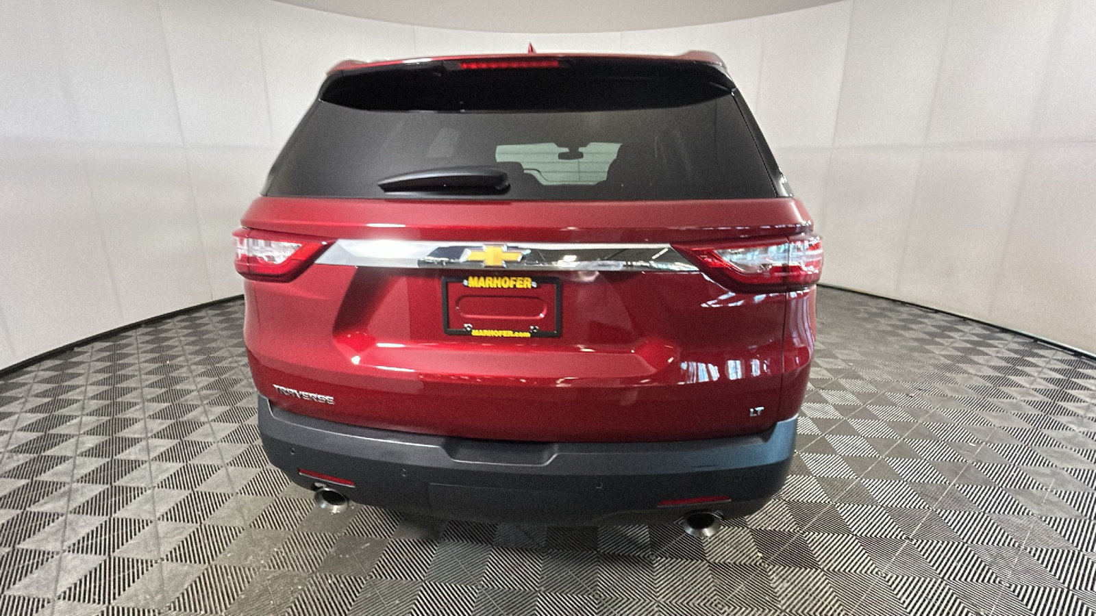 Used 2018 Chevrolet Traverse LT FWD image 4