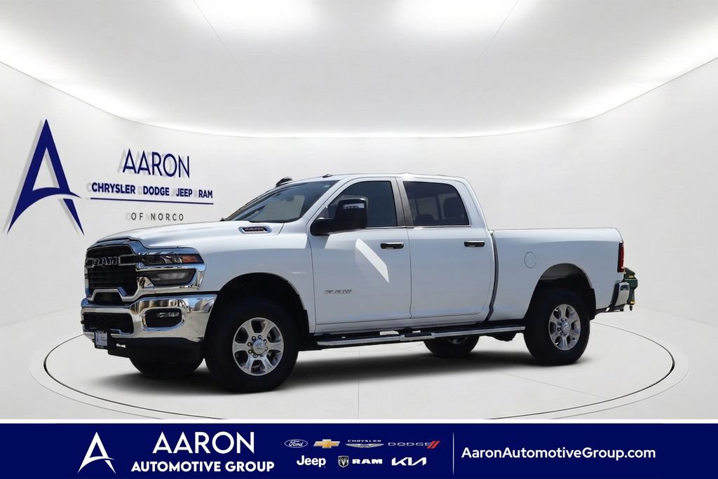 Used 2025 RAM 2500 Big Horn AWD/4WD image 1