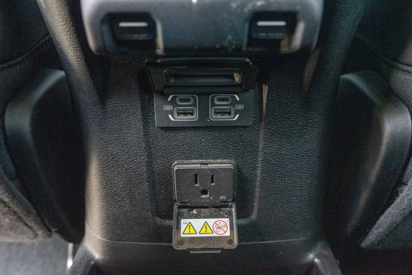 Used 2024 Jeep Wrangler High Altitude AWD/4WD image 32