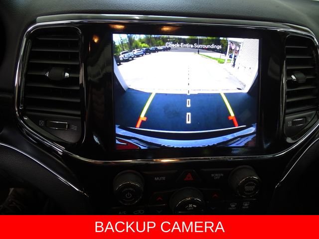 Certified 2022 Jeep Grand Cherokee Limited AWD/4WD image 18