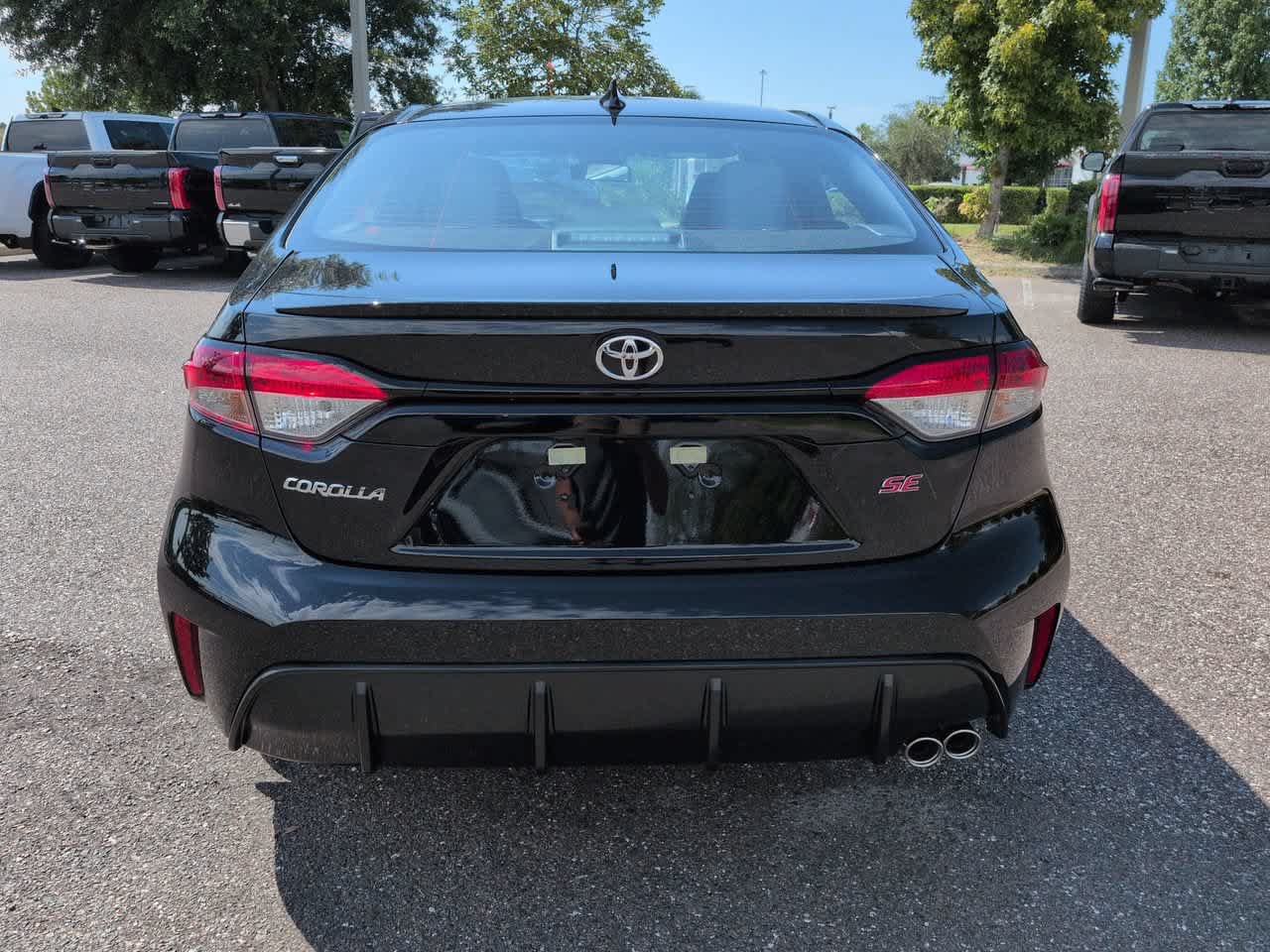 New 2027 Toyota Corolla SE FWD image 5