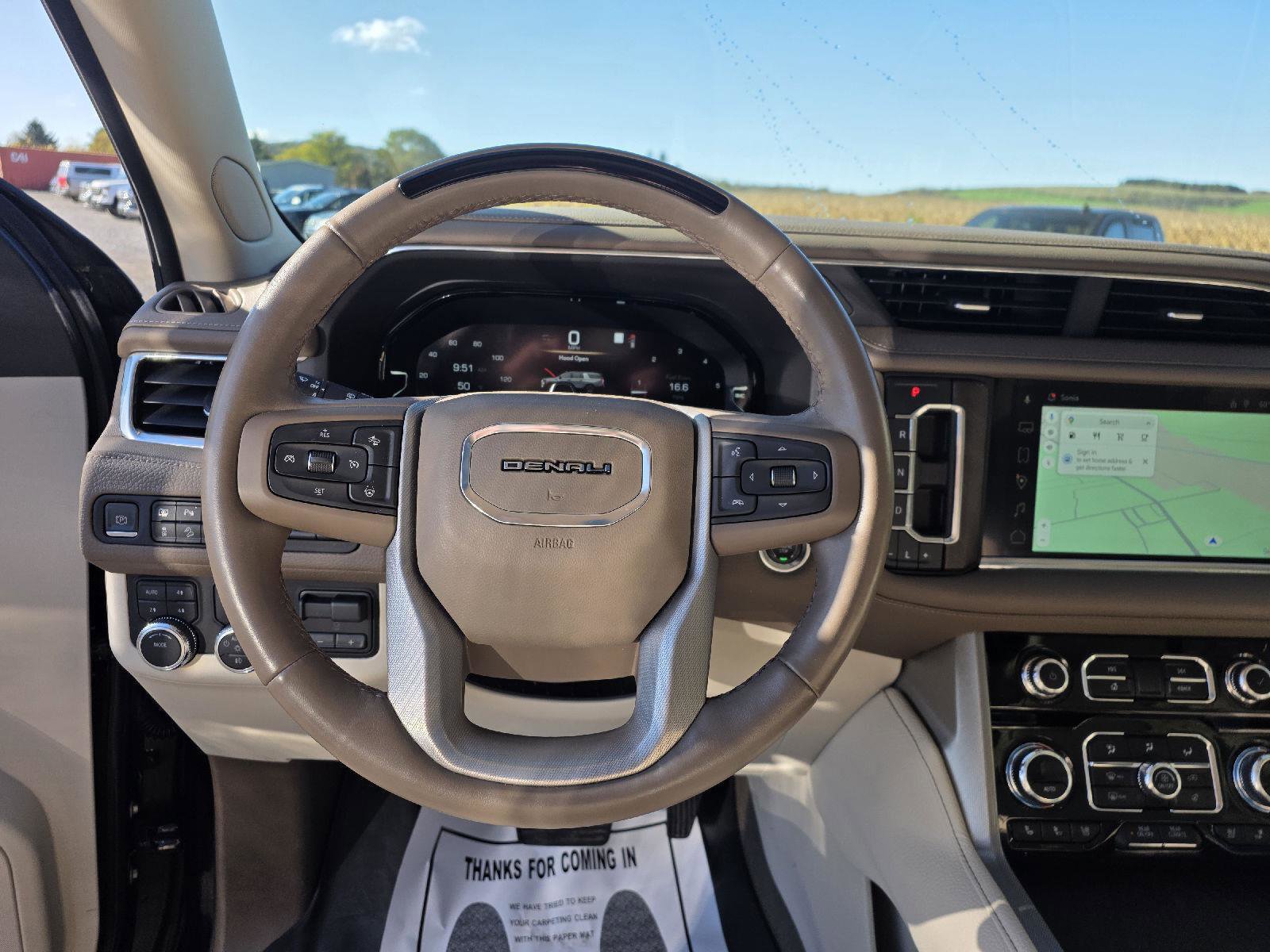 Used 2023 GMC Yukon Denali w/ Advanced Technology Package image 14