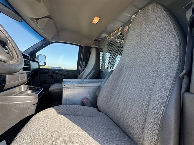 Used 2013 GMC Savana 2500 RWD image 10