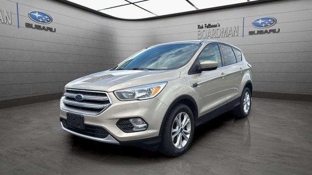 Used 2017 Ford Escape SE w/ SE Cold Weather Package FWD image 11