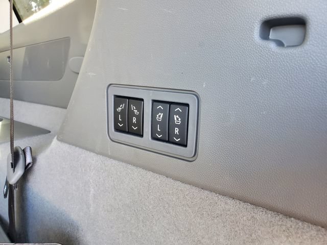 Certified 2024 Cadillac XT6 Premium Luxury w/ LPO, Floor Liner Package AWD/4WD image 13