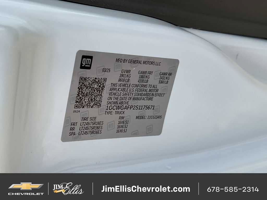 New 2025 Chevrolet Express 2500 w/ Driver Convenience Package RWD image 26