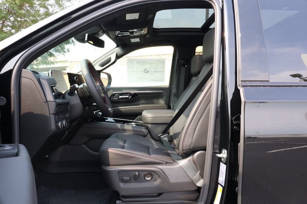 New 2026 Chevrolet Tahoe RST w/ RST Capability Package AWD/4WD image 15