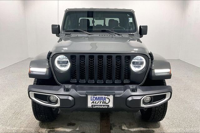 Used 2022 Jeep Gladiator Overland w/ Popular Equipment Package image 2