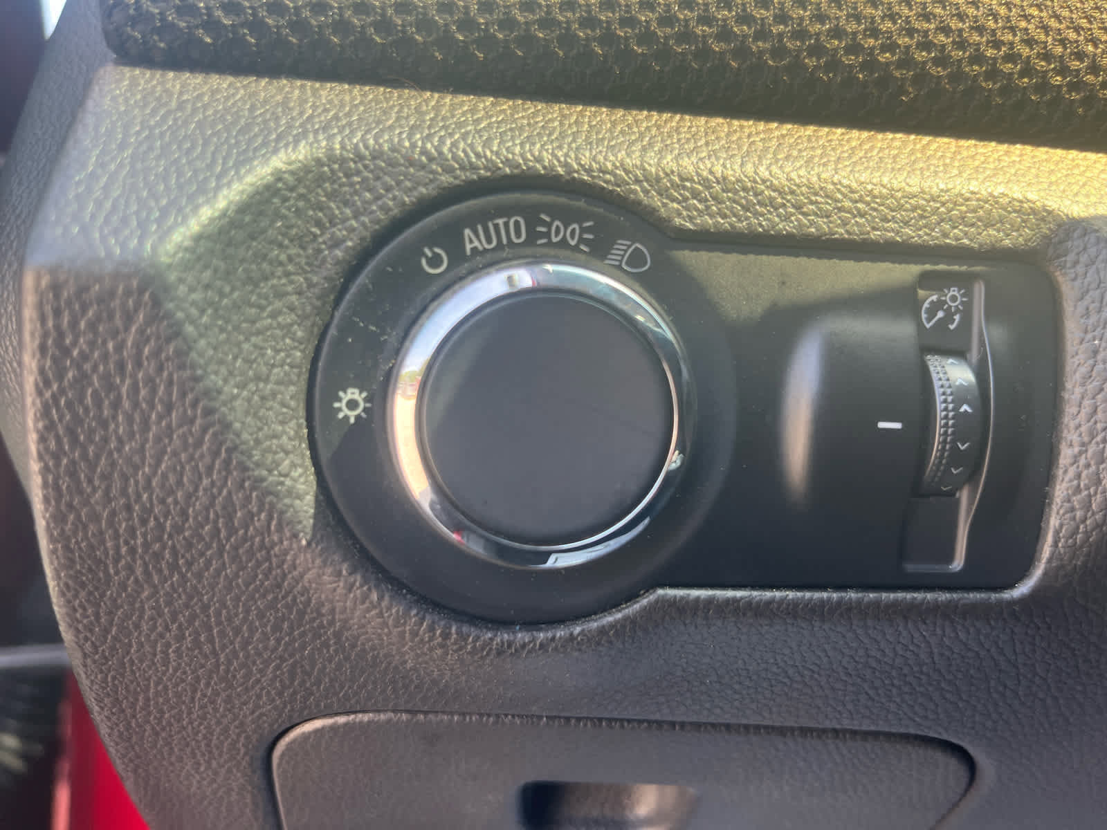 Used 2011 Chevrolet Cruze LT image 15