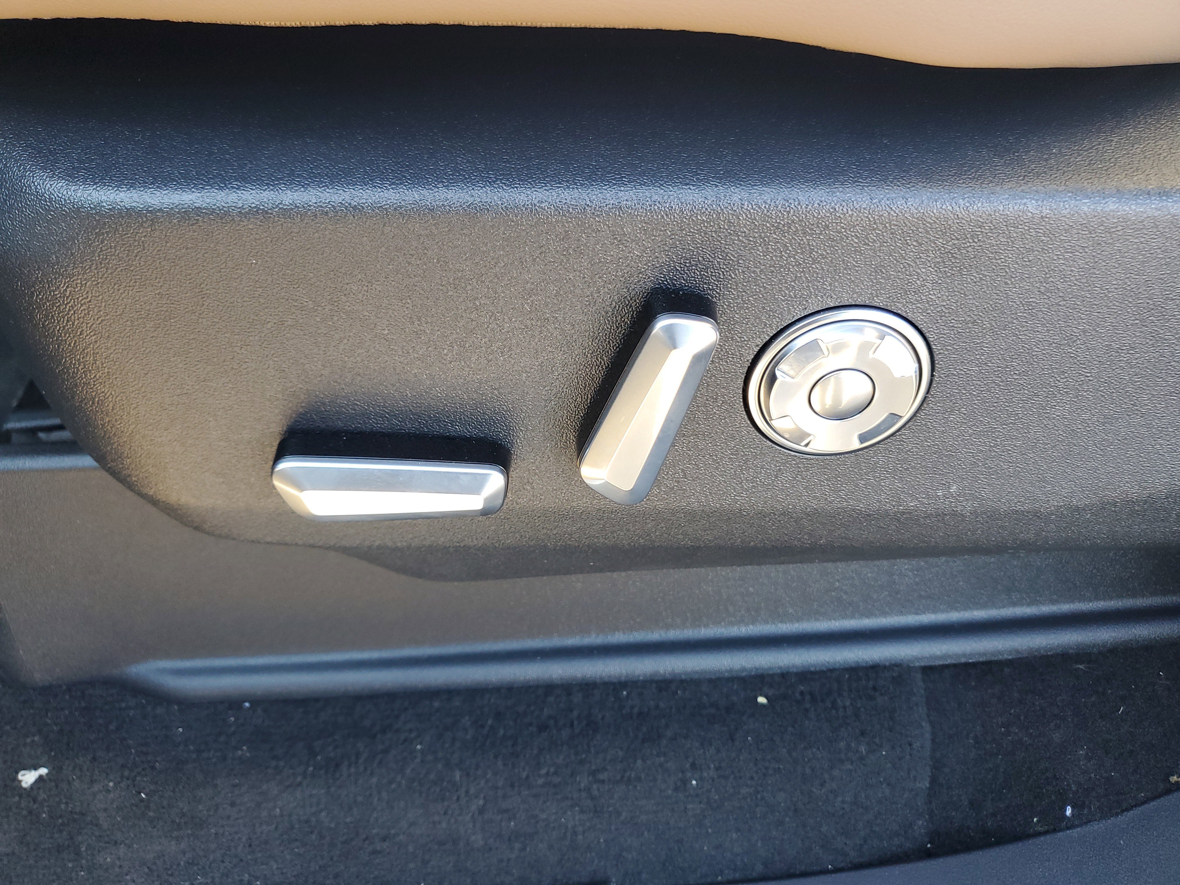 New 2026 Lincoln Navigator Reserve image 13