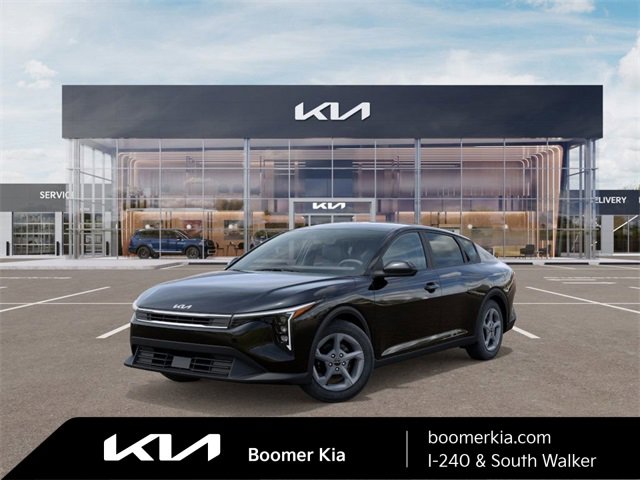 New 2025 Kia K4 LXS image 1