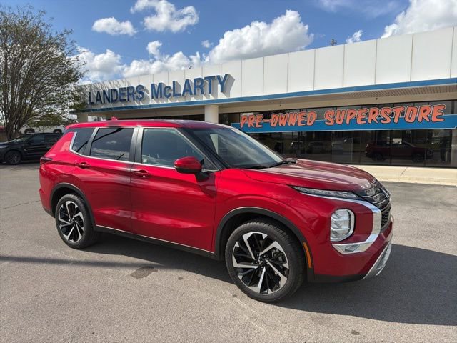 Used 2023 Mitsubishi Outlander SE