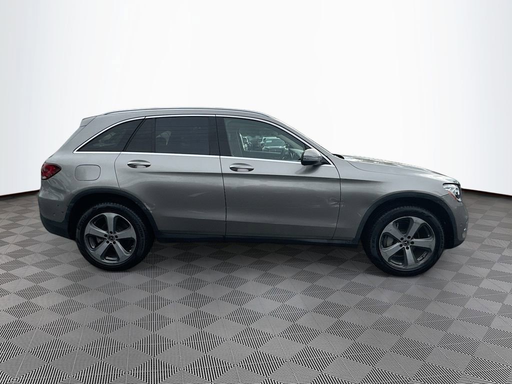 Used 2021 Mercedes-Benz GLC 300 w/ Premium Package image 5