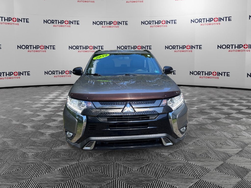 Used 2019 Mitsubishi Outlander AWD image 8