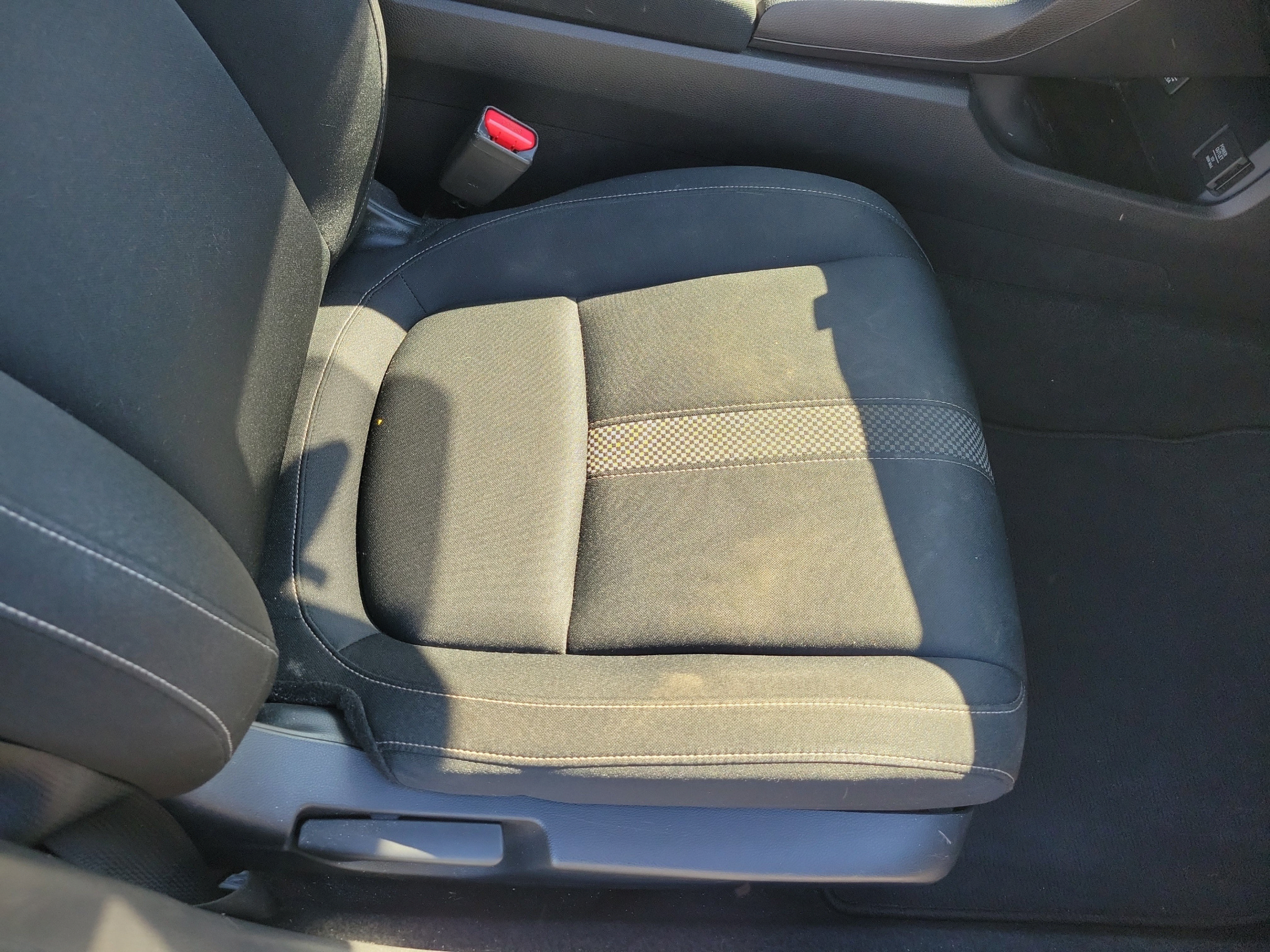 Used 2019 Honda Civic EX image 19