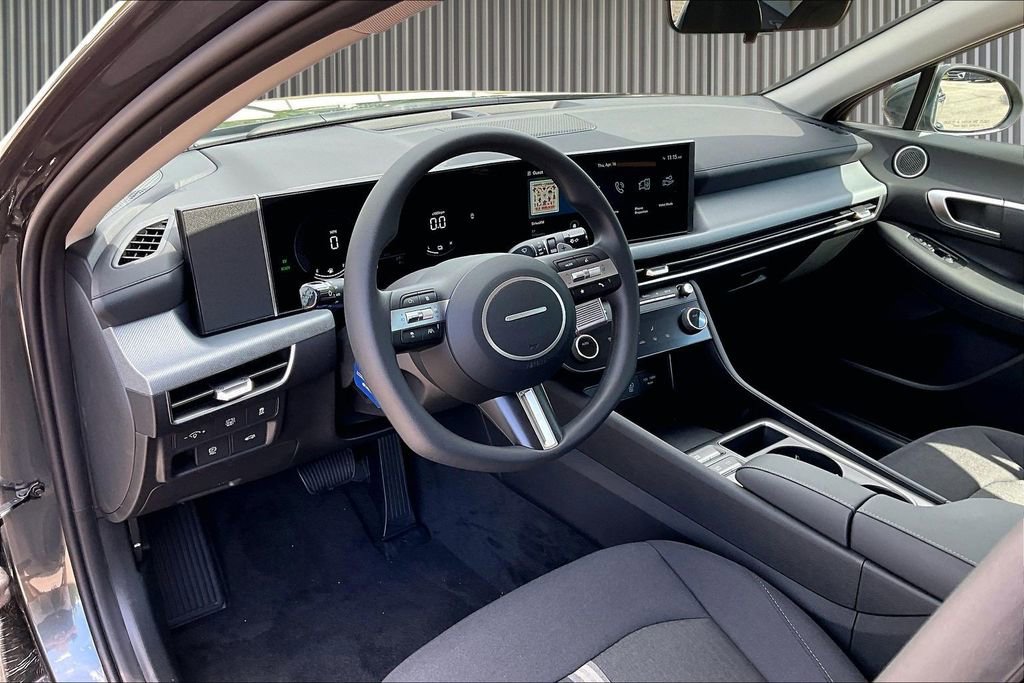 New 2026 Hyundai Sonata Blue FWD image 7