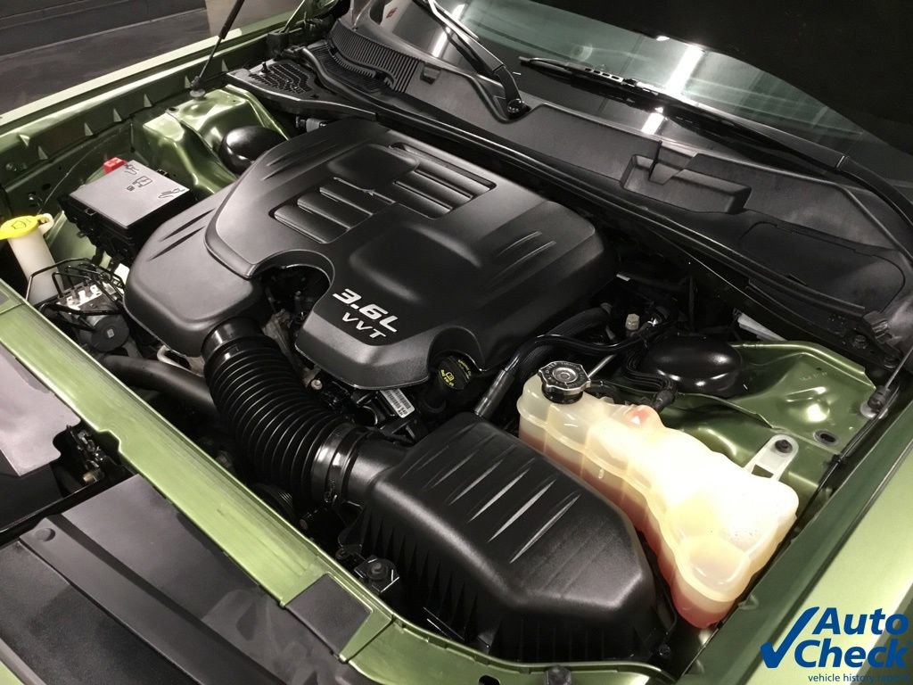 Used 2018 Dodge Challenger GT image 33