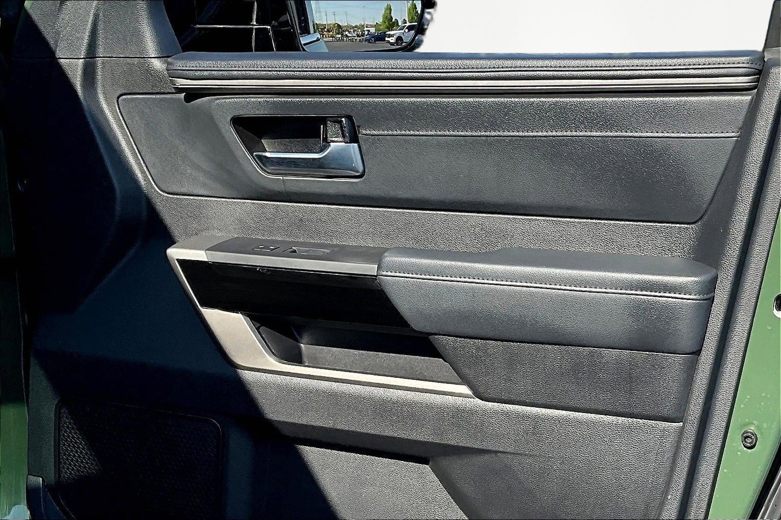 Used 2023 Toyota Sequoia Limited AWD/4WD image 28