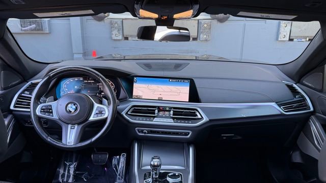 Used 2023 BMW X6 M50i w/ Executive Package image 26