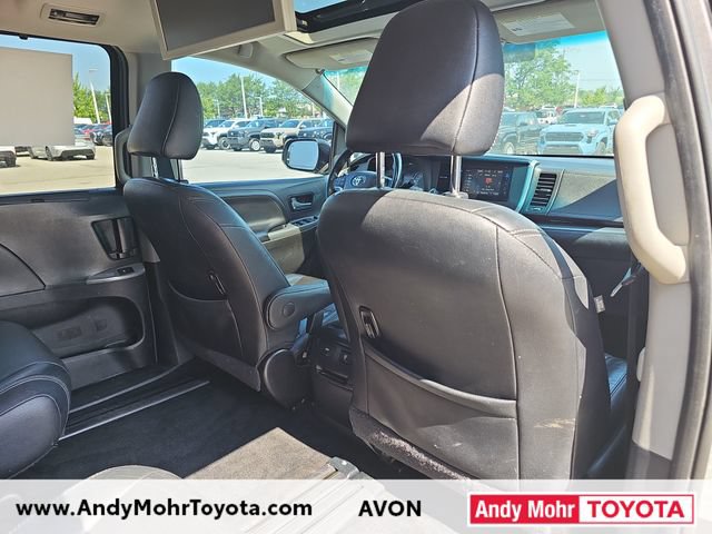 Used 2015 Toyota Sienna SE Premium FWD image 34