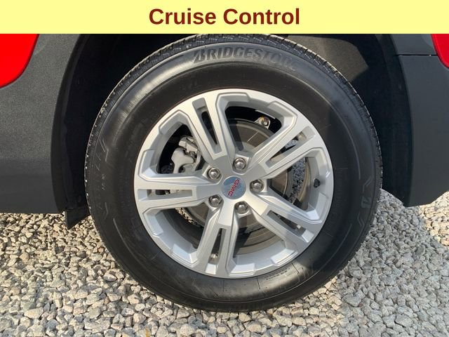 Used 2024 GMC Terrain SLE image 9