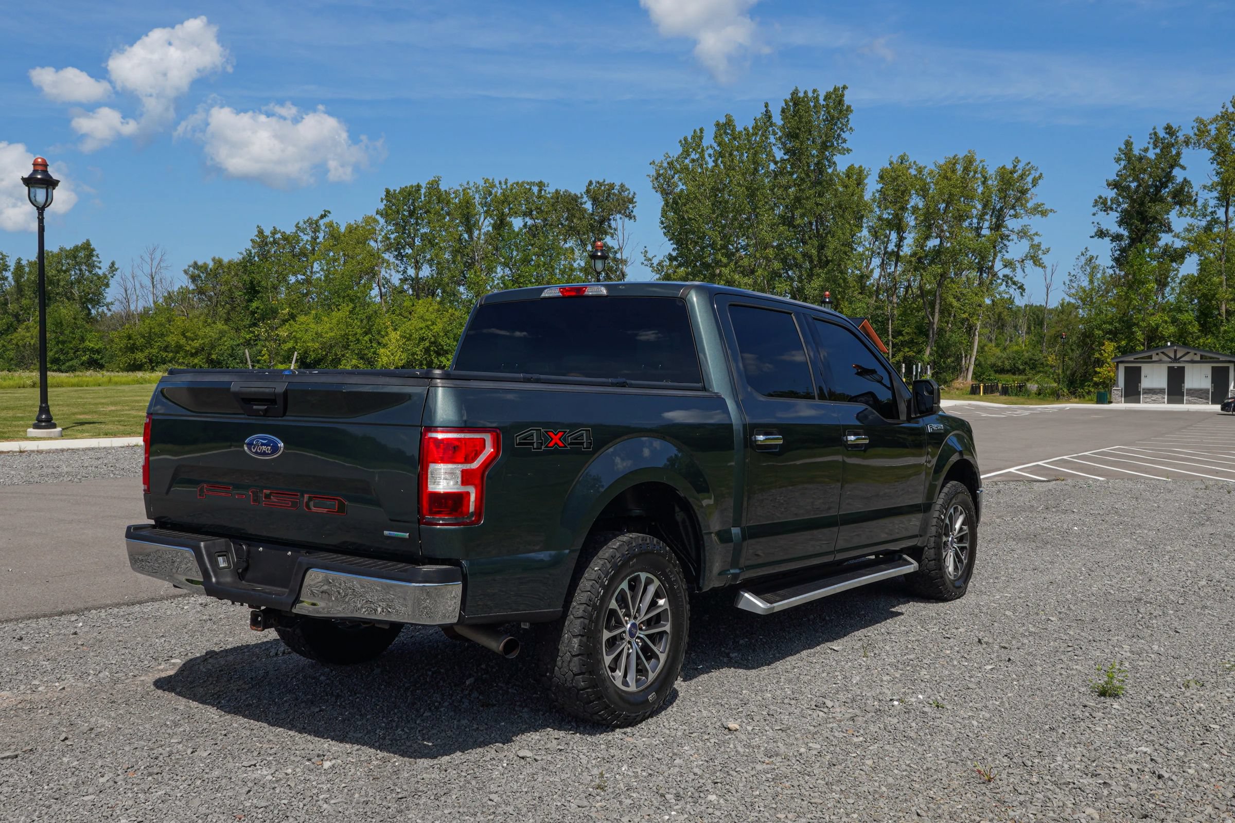 Used 2018 Ford F150 XLT AWD/4WD image 5