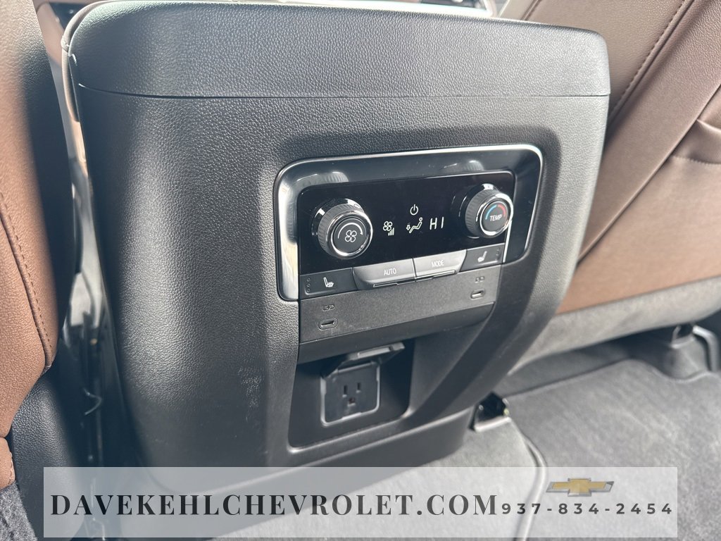 Used 2025 Chevrolet Tahoe High Country image 26