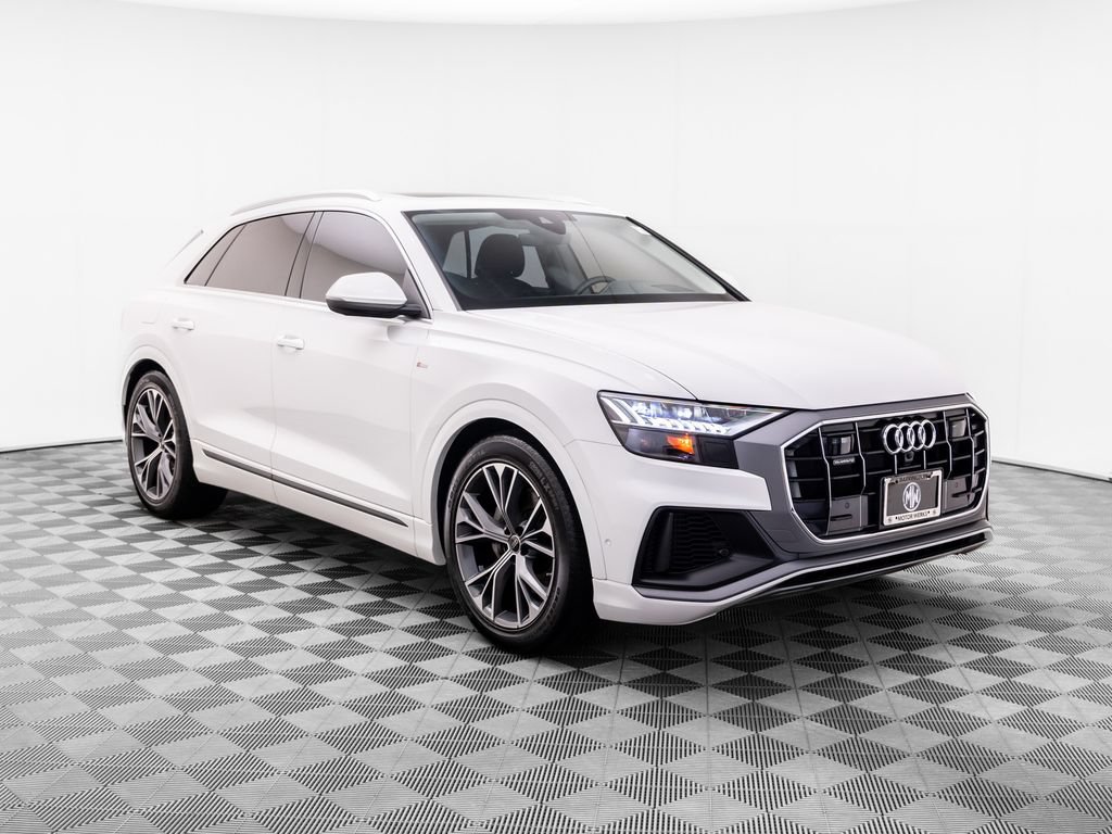 Used 2023 Audi Q8 Prestige AWD/4WD image 9