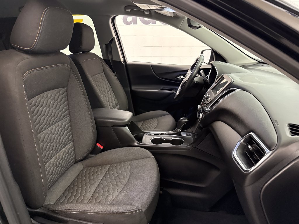 Used 2019 Chevrolet Equinox LT AWD/4WD image 27