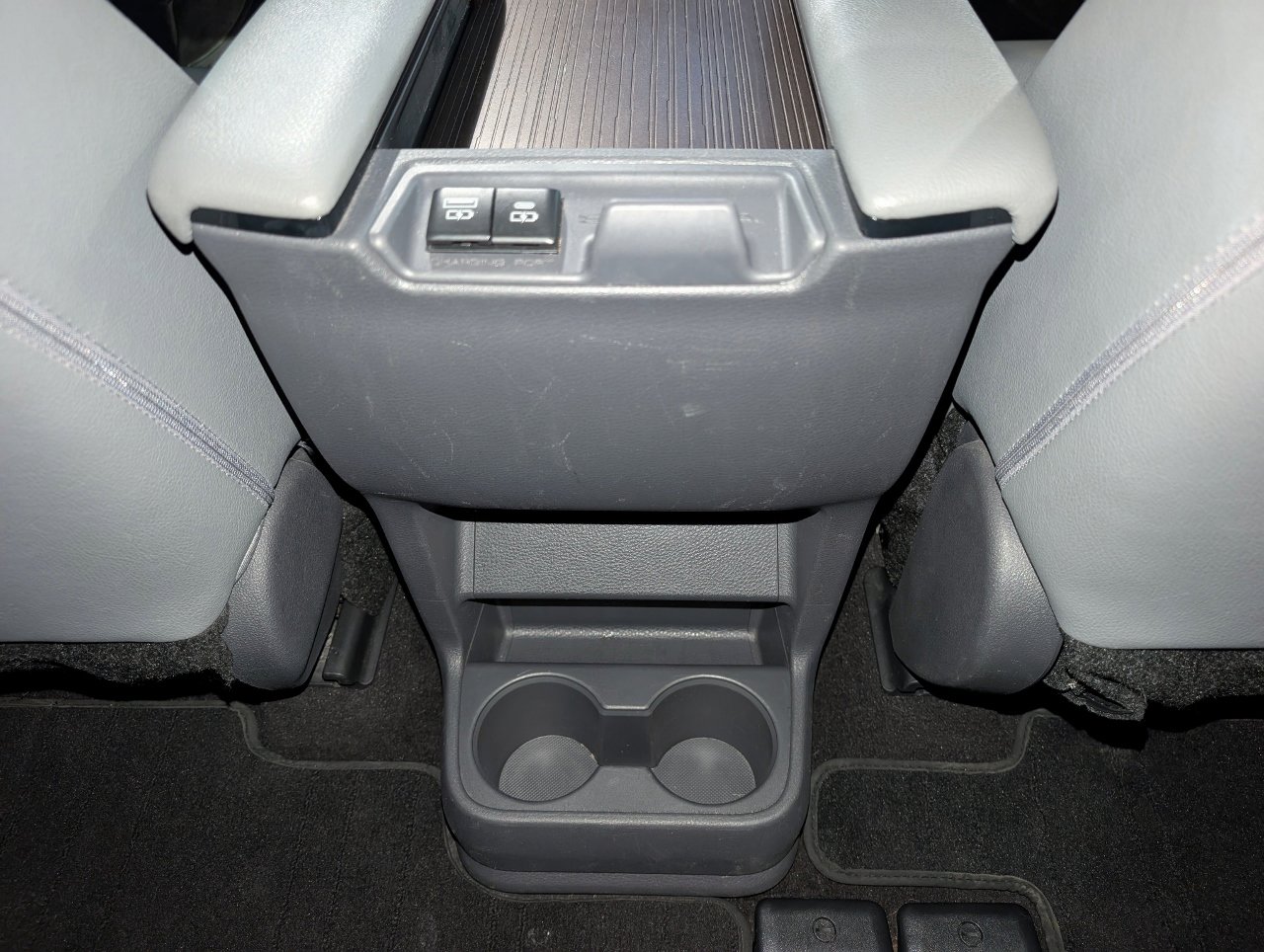 Used 2021 Toyota Sienna XLE w/ XLE Plus Package FWD image 43