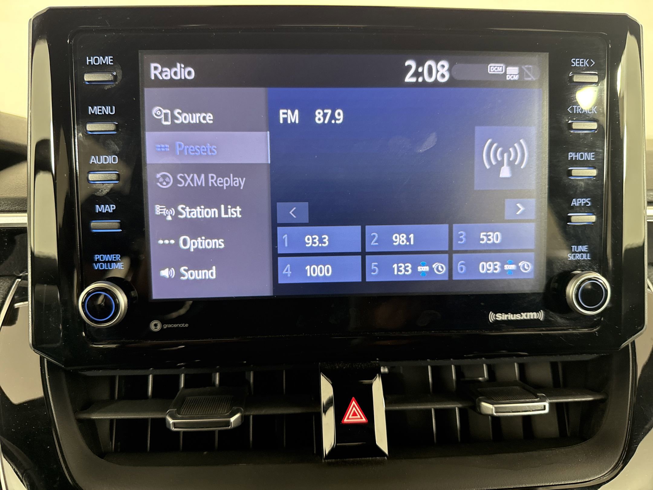 Used 2022 Toyota Corolla SE FWD image 20